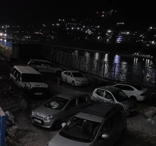 Hotel Shyam Residency Uttarkashi [Parking Area]