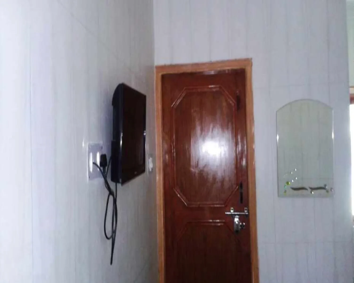 Hotel Jahnavi Uttarkashi [Flat-screen-tv-room]