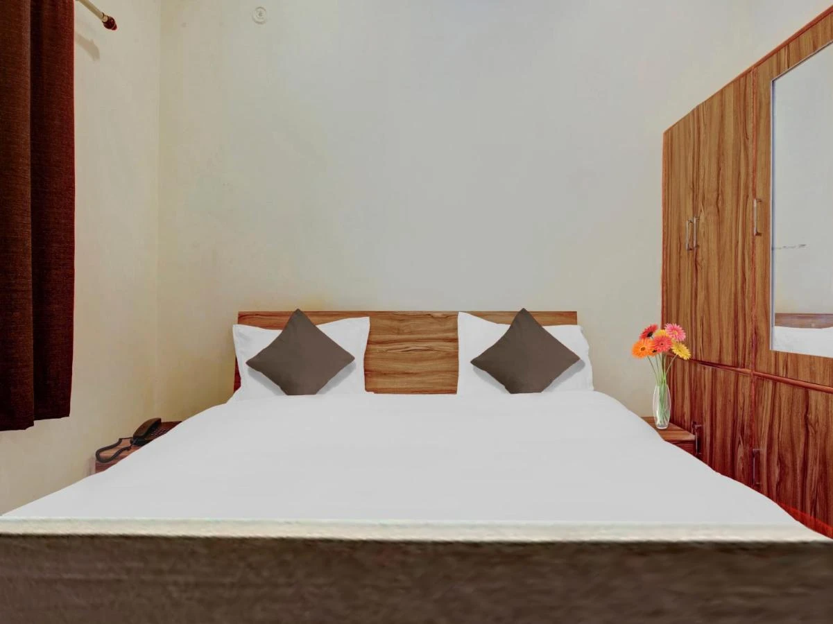 Hotel Kailasha Uttarkashi Uttarkashi [Comfortable Full View Of The Hotel Room Bed]